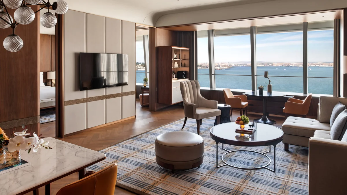 Four Seasons Hotel Dalian
